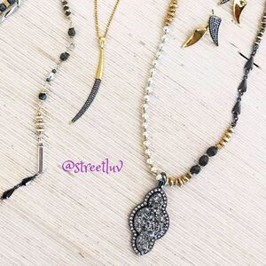 Stella & Dot Relic Pendant Necklace